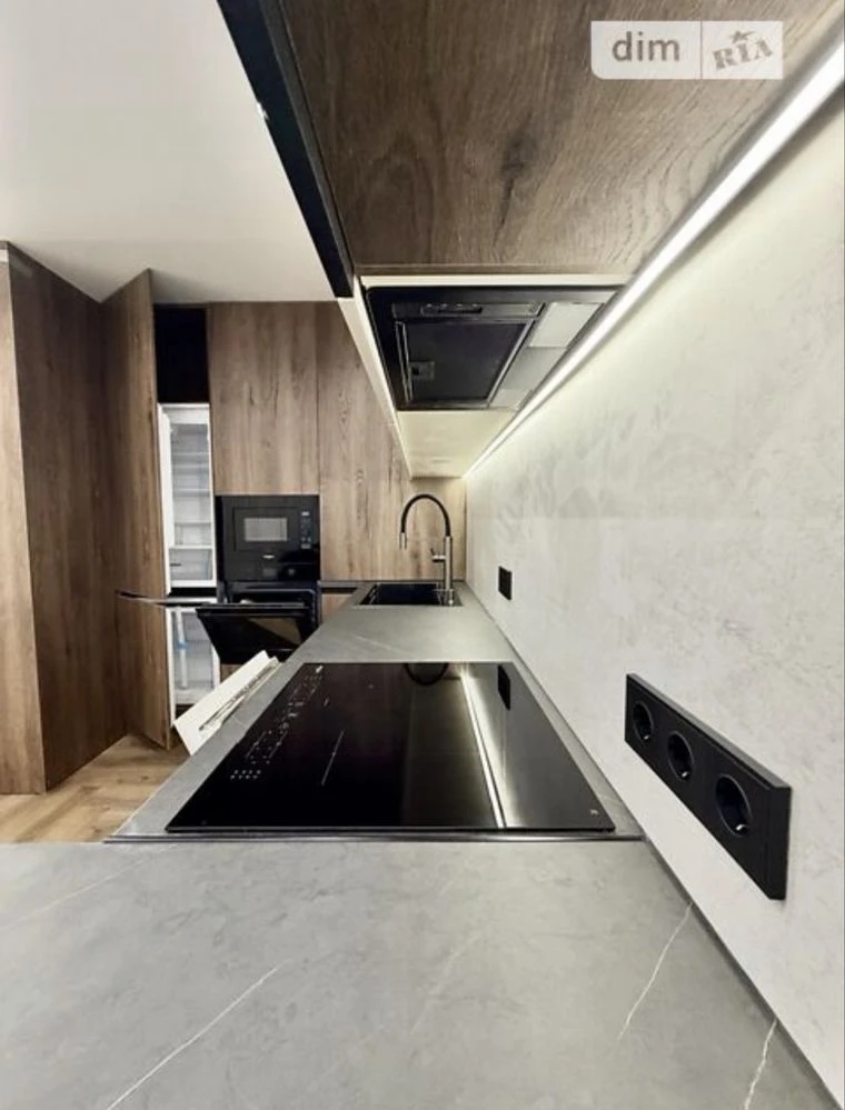 Three-bedroom apartment in ЖК Family Plaza