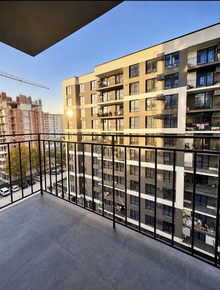 Three-bedroom apartment in ЖК Family Plaza
