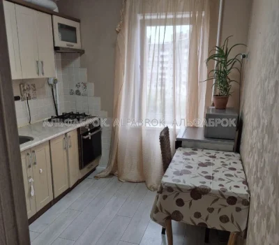 34 Simirenka Street, Sviatoshyn District, Borshachivka