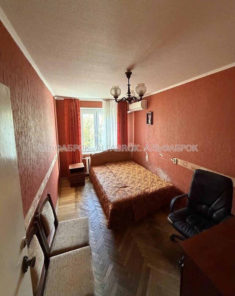 Freedom Avenue, 28, Podilsky District, landmark Vinogradar
