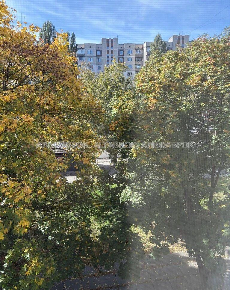 Freedom Avenue, 28, Podilsky District, landmark Vinogradar