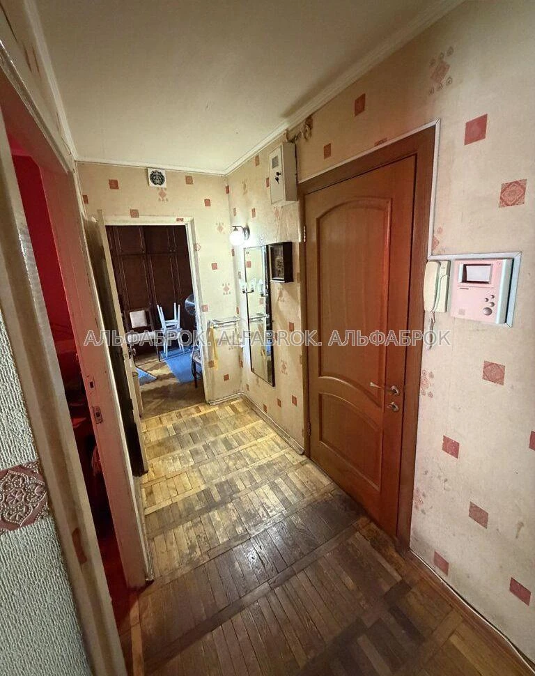 Freedom Avenue, 28, Podilsky District, landmark Vinogradar