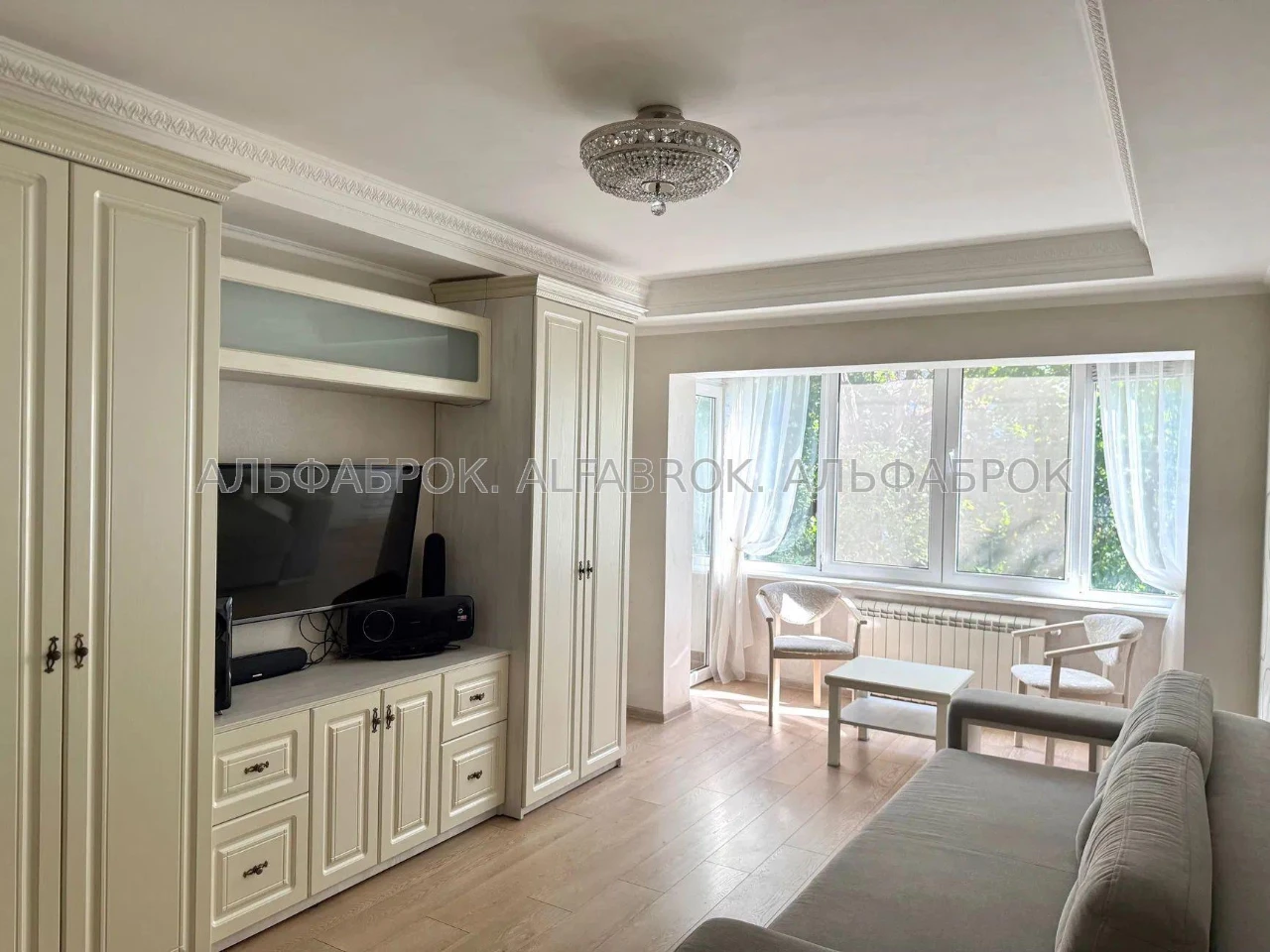Brestaysky Prospect, 21, Shevchenkivsky District, KPI landmark