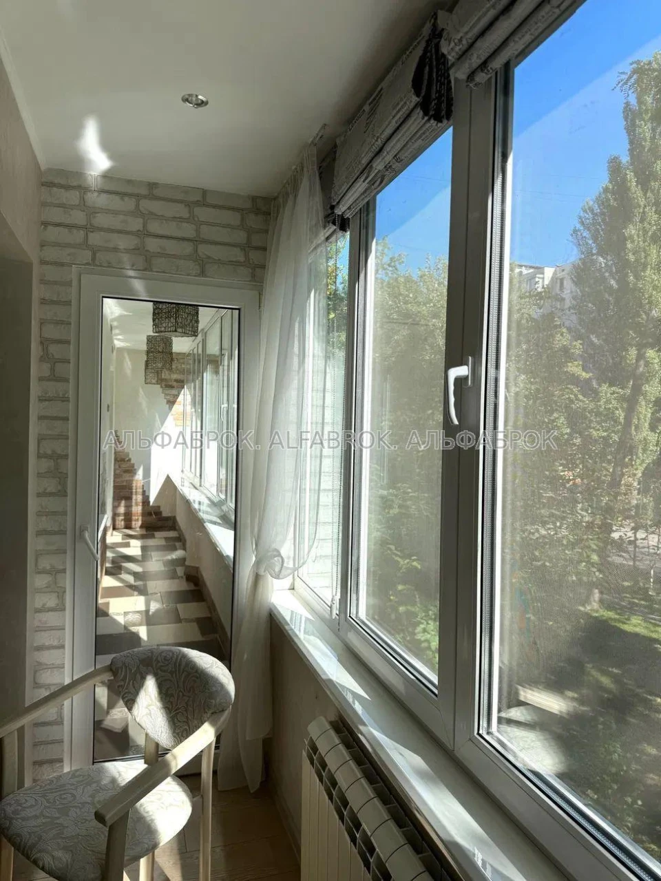 Brestaysky Prospect, 21, Shevchenkivsky District, KPI landmark