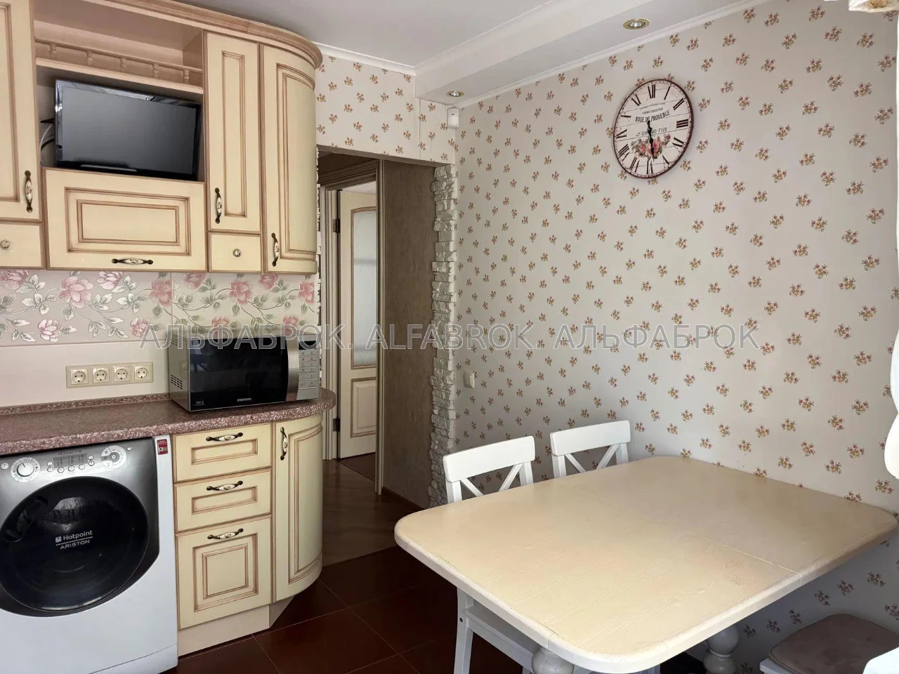 Brestaysky Prospect, 21, Shevchenkivsky District, KPI landmark