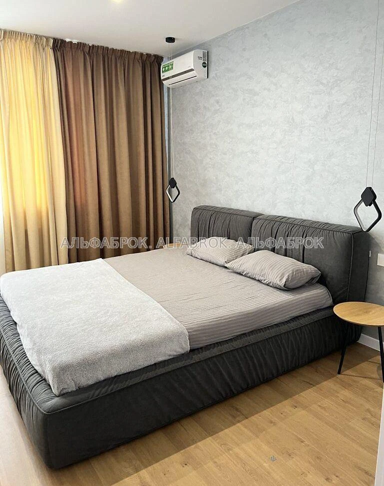 European Union Avenue, 41Є, Podilsky District, landmark