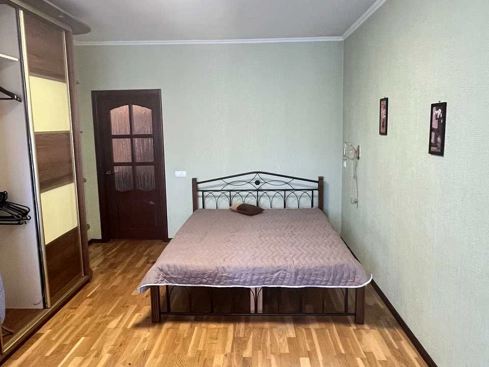 Квартира. Київ, Оболонський просп.