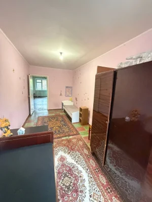 For Sale: 2-bedroom apartment in Zakhidny.
