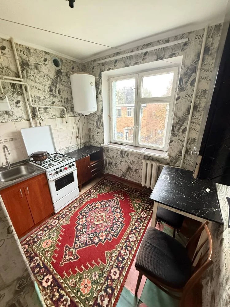 For Sale: 2-bedroom apartment in Zakhidny.