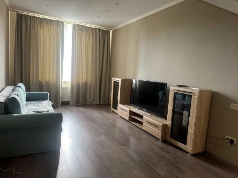 Apartment. Genues'ka st, Odessa
