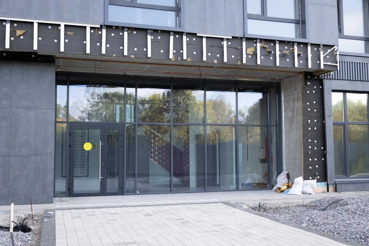Трикімнатна квартира 70,7 м² на Позняках: 75 % і 35 340 грн/