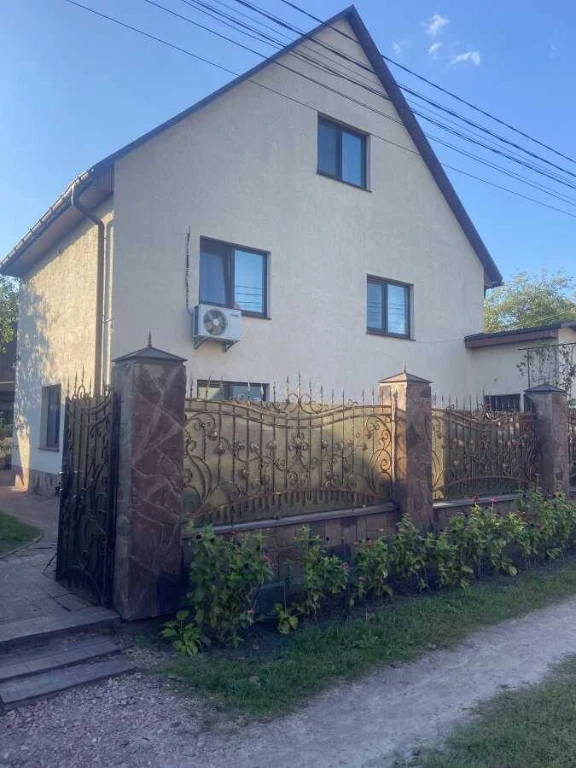 Продається 5-кімнатна дача, Київ, Оболонський район, 8-а лінія вулиці, 16