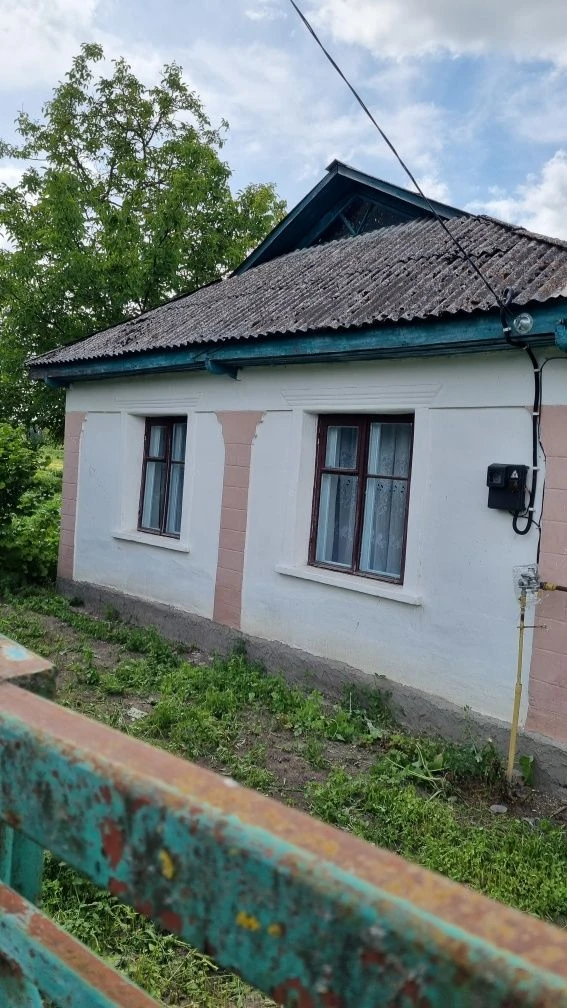 Будинок у селі Гречана старосинявський н-р