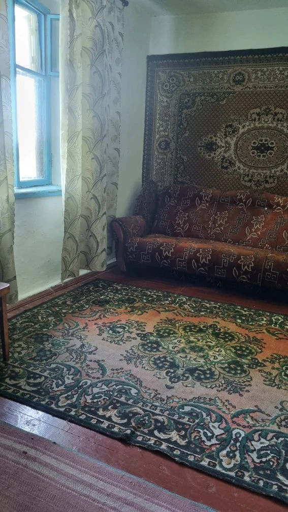 Будинок у селі Гречана старосинявський н-р