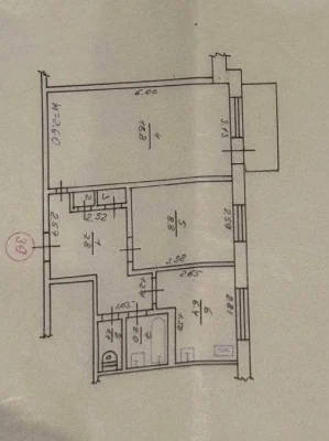 Selling a 2-bedroom apartment in Alekseyevka.