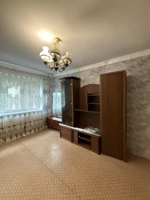 Three-room apartment for sale. Gagarin Avenue, Airport.