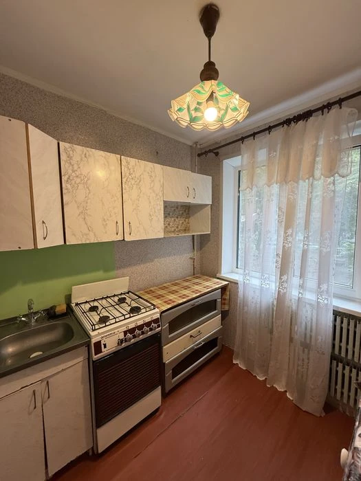 Three-room apartment for sale. Gagarin Avenue, Airport.