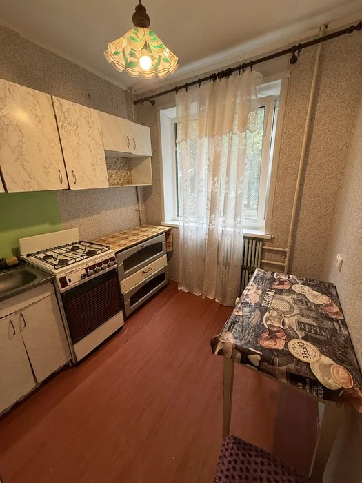 Three-room apartment for sale. Gagarin Avenue, Airport.
