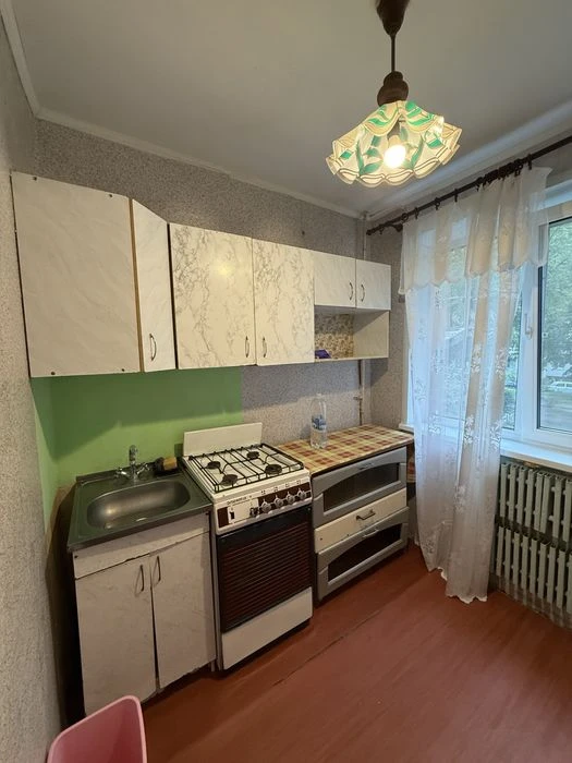 Three-room apartment for sale. Gagarin Avenue, Airport.