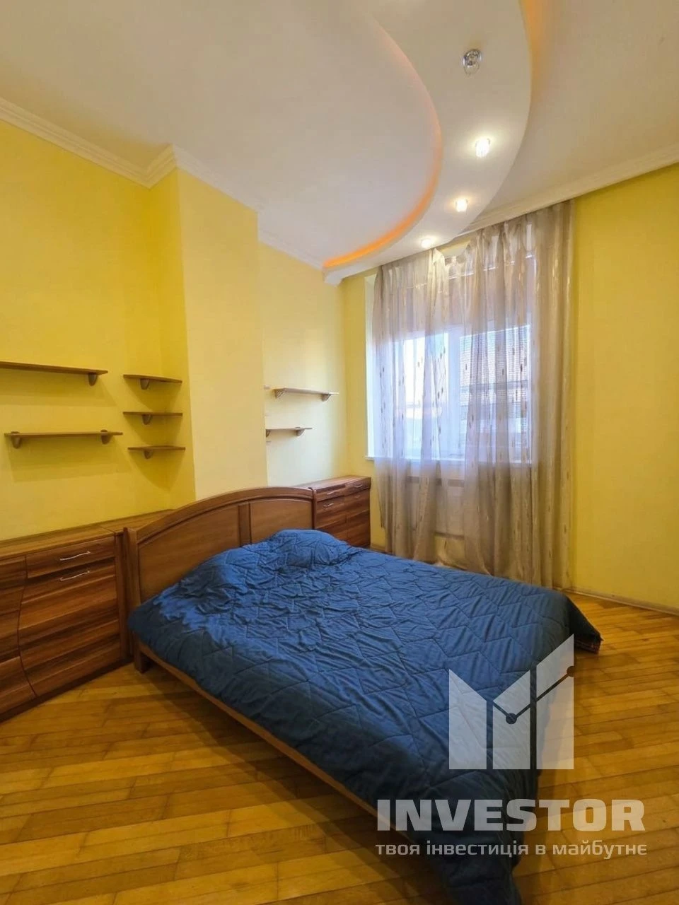 Продаж 2-кімнатного житла, вул. Кочубея