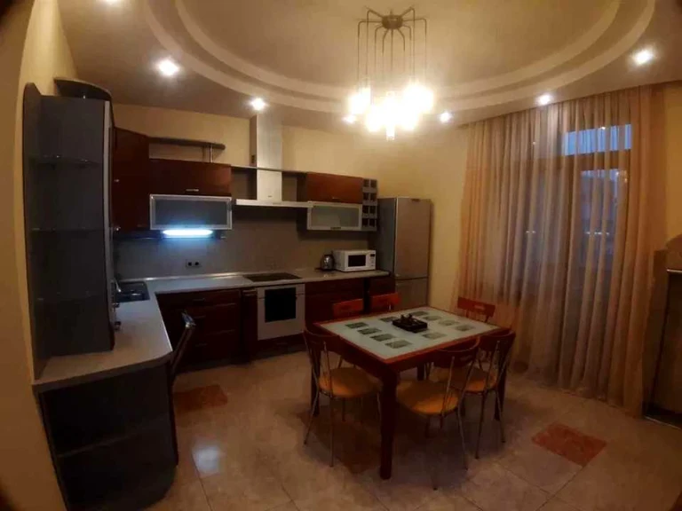 Apartment. Urlivska Street, Kyiv