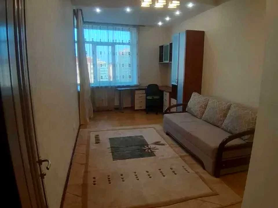 Квартира. Київ, Урлівська вул.
