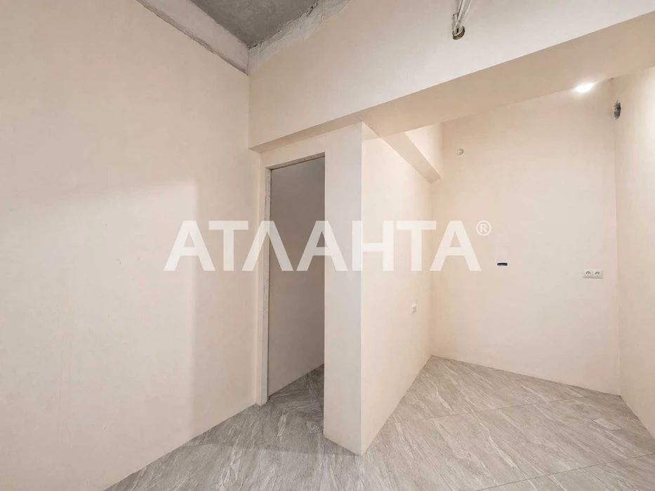 2-комнатная квартира на Бугаевской в новом доме, подходы