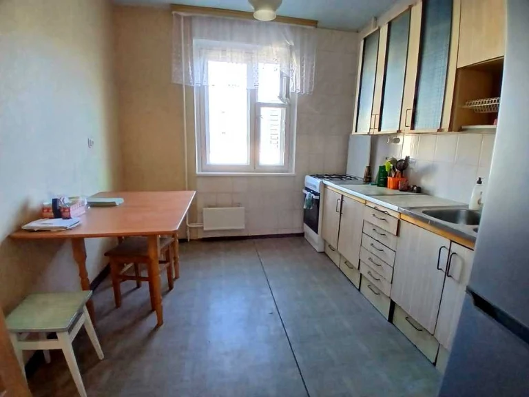 Apartment. Dragomannova Street, Kyiv