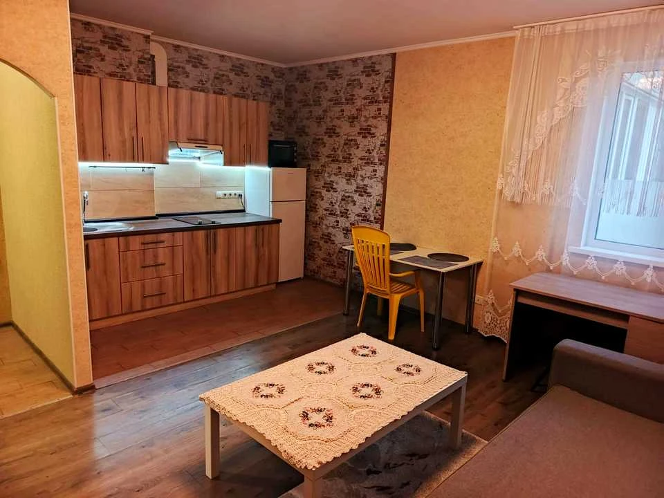 Квартира. Київ, вулиця Сім'ї Стешенків