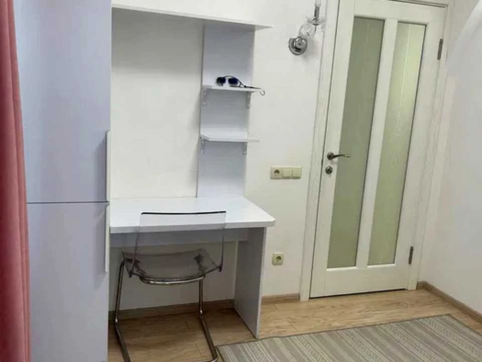Квартира. Киев, проспект Авиаконструктора Игоря Сикорского