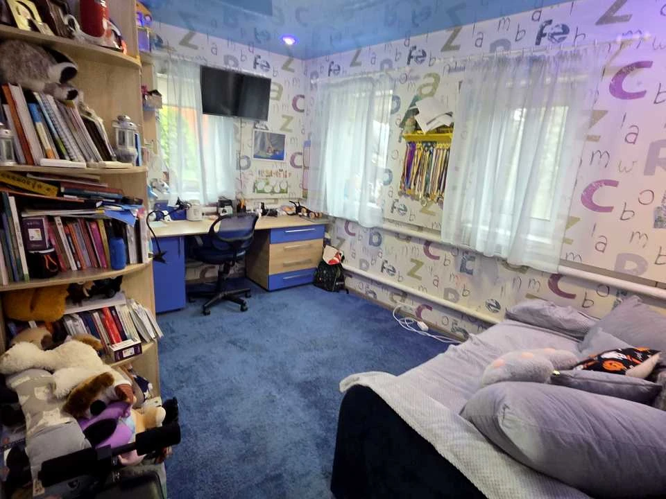 Будинок. Дніпро, Лютнева вул.