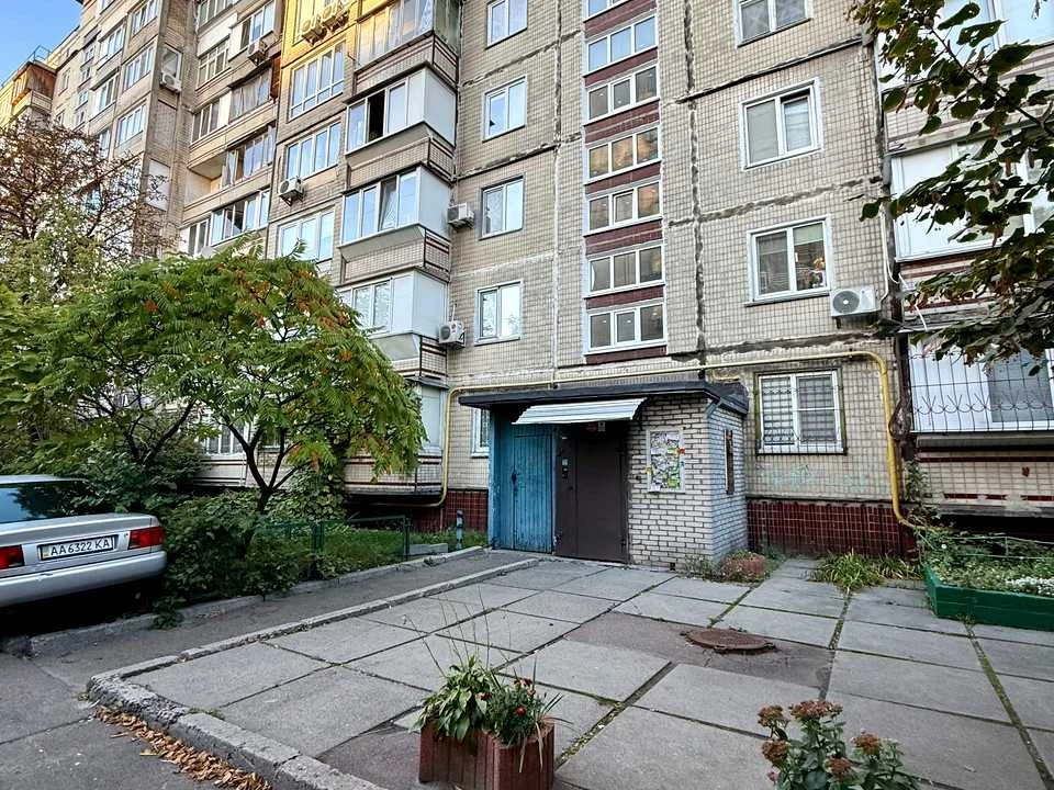 Квартира. Київ, Пантелеймона Куліша вул.