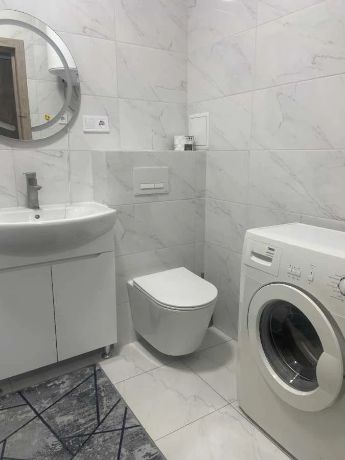 Rent 1-bedroom apartment (42 sq.m) in Kyiv, Obolonskyi district