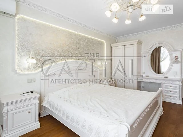 Sale of 4-room apartment 176 sq. m on Lobanovsky Avenue 4G •