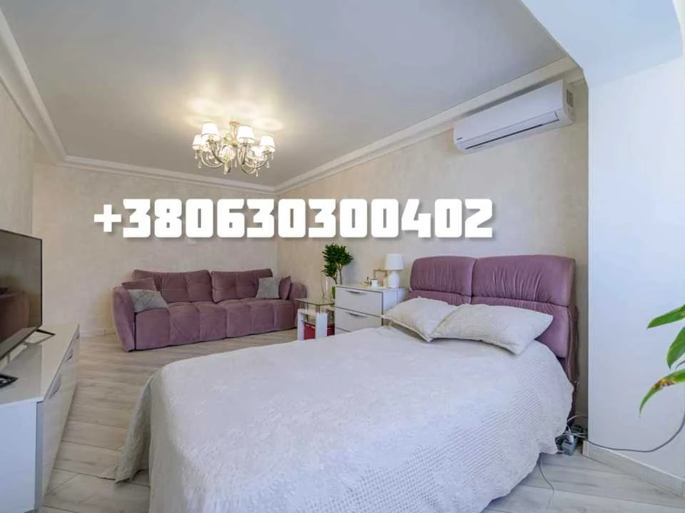 Apartment. Volodymyr Iasiuk Avenue, Kyiv