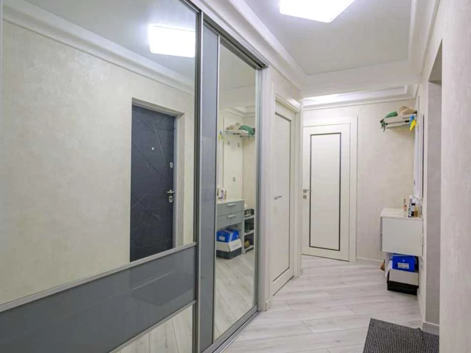 Apartment. Volodymyr Iasiuk Avenue, Kyiv