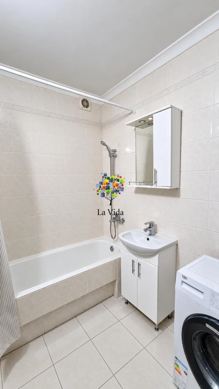 For Sale: 3-room apartment with renovation and furniture on Leskivsk Street