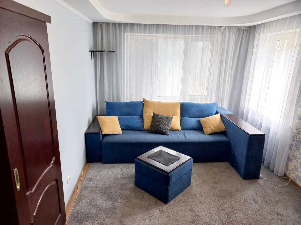 For Sale: 2-bedroom apartment (46 sq m) in Kyiv, Sviatoshin district