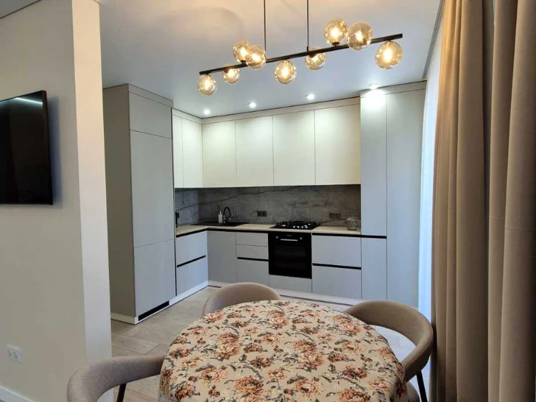 Apartment. Ivano-Frankivsk, Juliana Pelechа Street