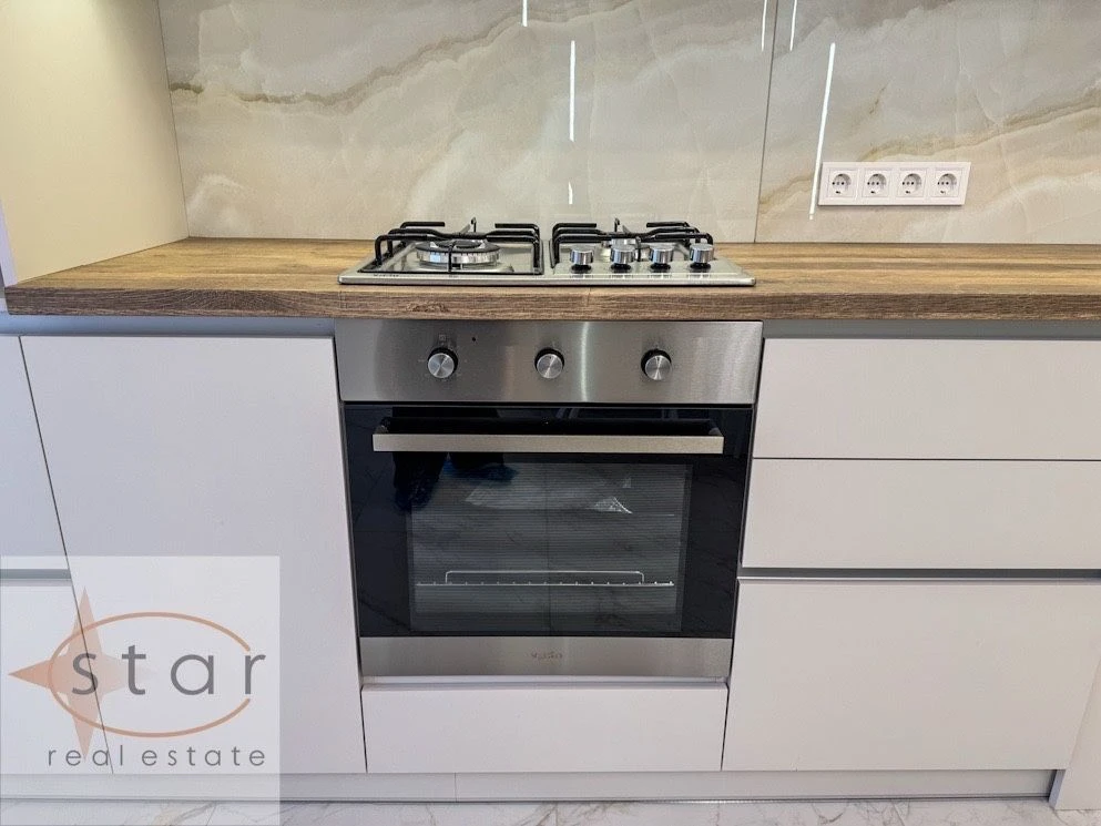 Продаж євродвушки з ремонтом Голівуд