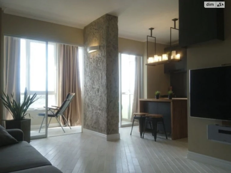Long-Term Rental Apartment, Solomyansky