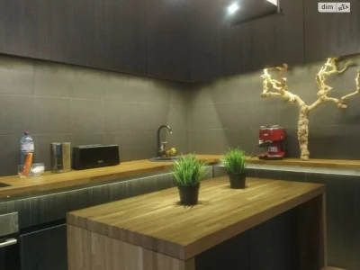 Long-Term Rental Apartment, Solomyansky