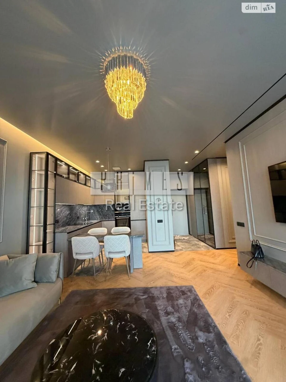 Apartment for Sale in Taryan Towers, Pecerск