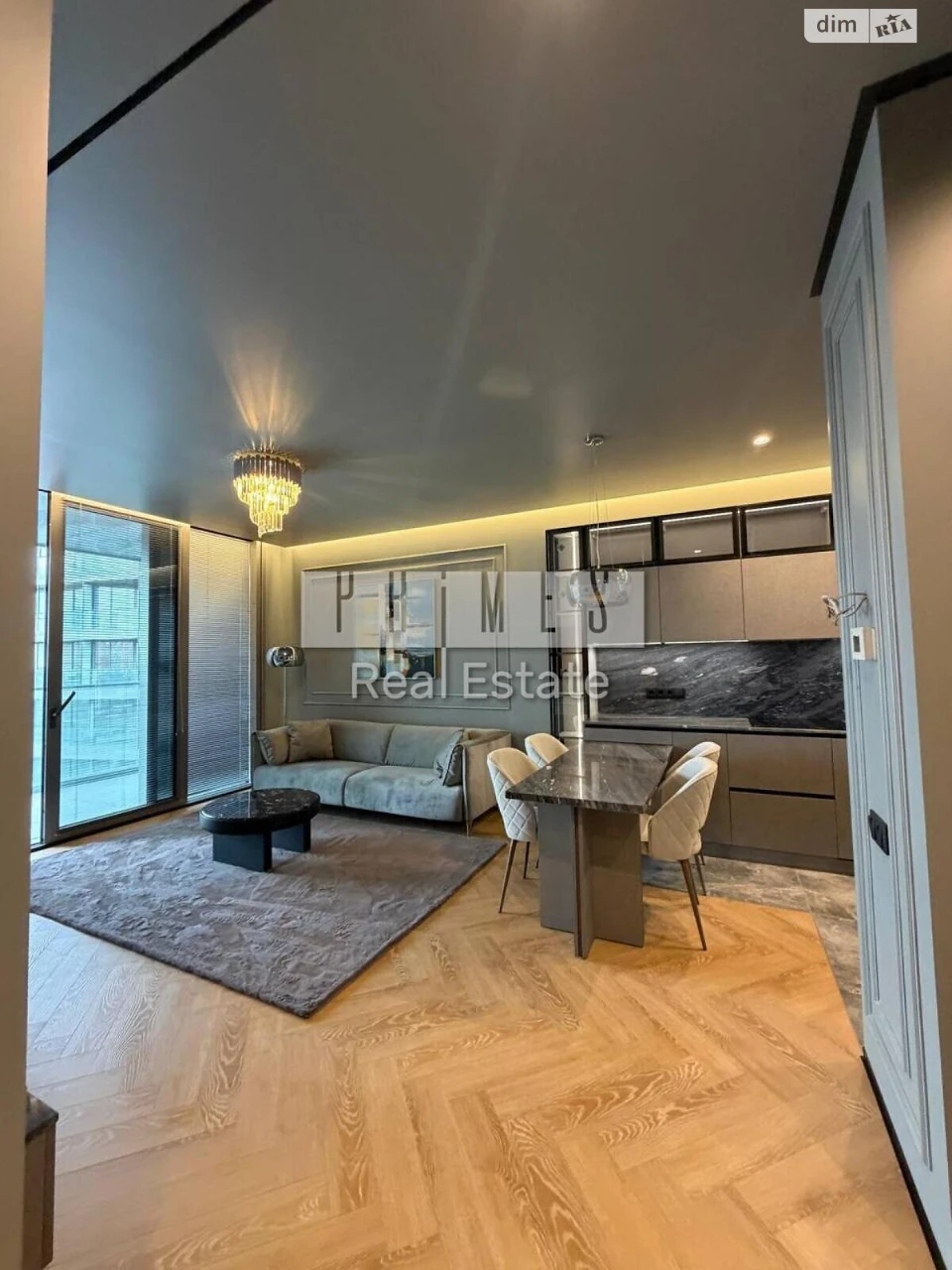 Apartment for Sale in Taryan Towers, Pecerск