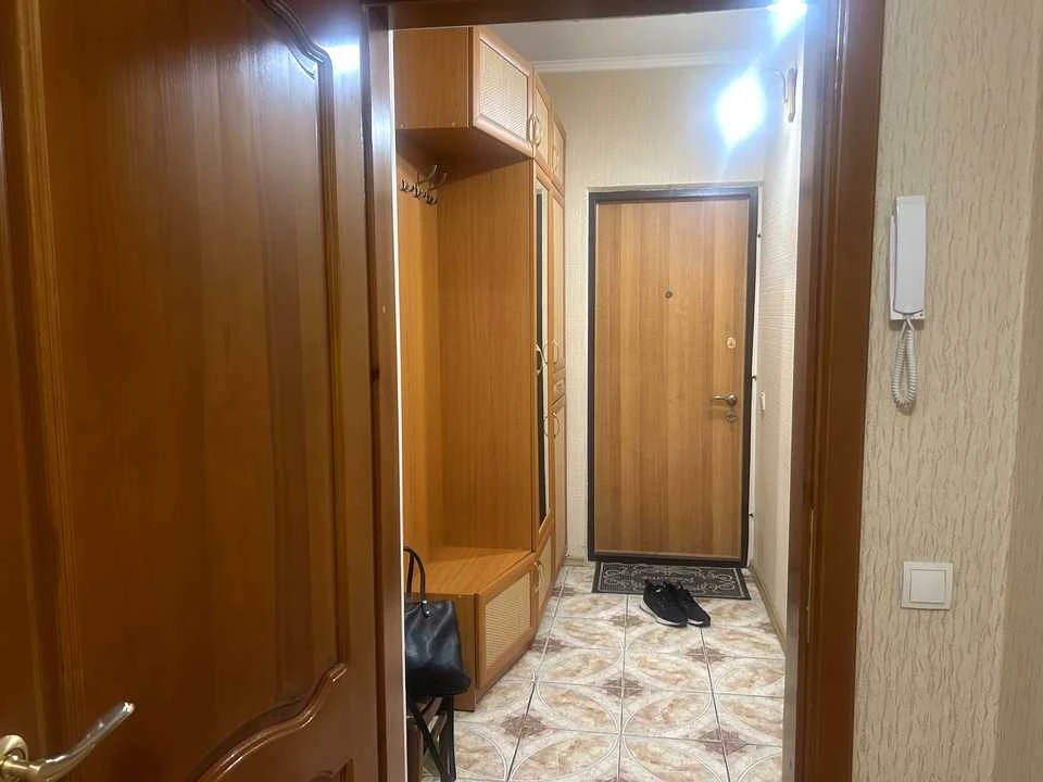 Квартира. Київ, Харківське шосе