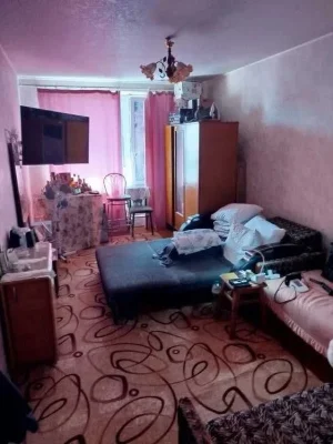 L Продам 1 кімнатну квартиру на Холодної Горі (двухбалконка)
