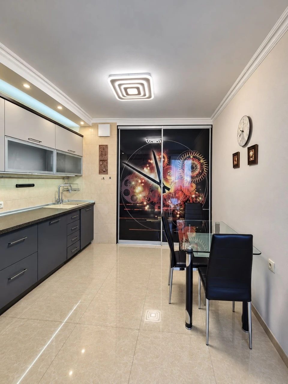 3-bedroom apartment 107 sq m. District of City Park.
