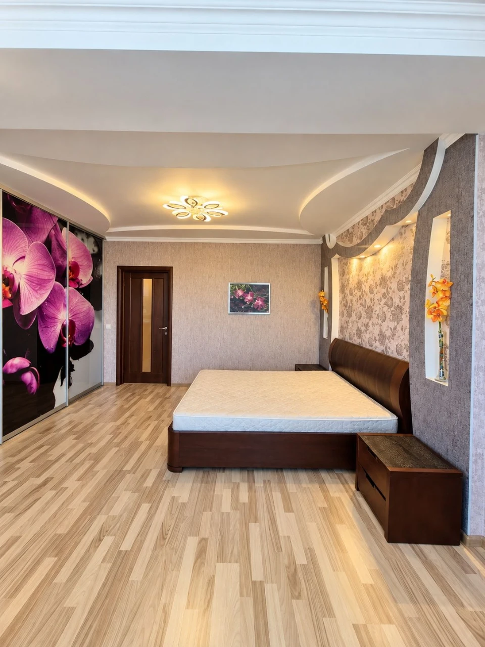 3-bedroom apartment 107 sq m. District of City Park.