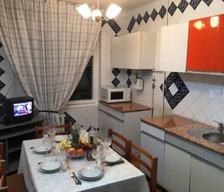 3 rooms for sale on Lustdorfskyy street, area of Tolstoi