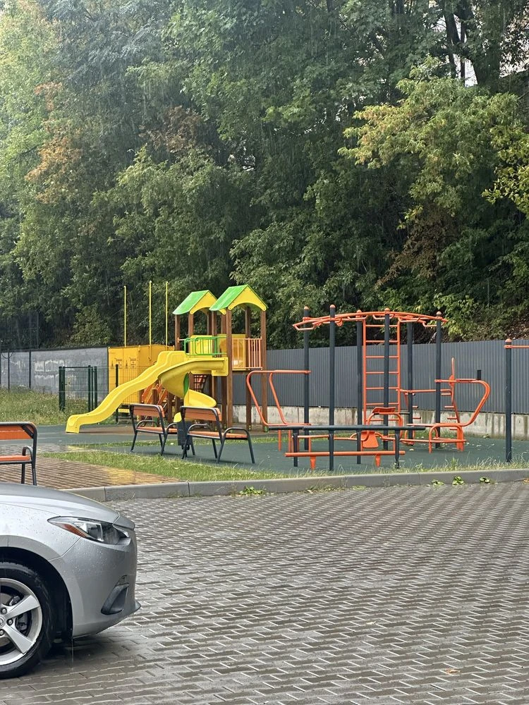 Срочно продаю однокомнатную квартиру 46 м²